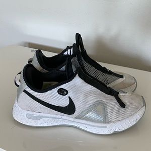 Nike Paul George Basketball Shoes Size 9.5
